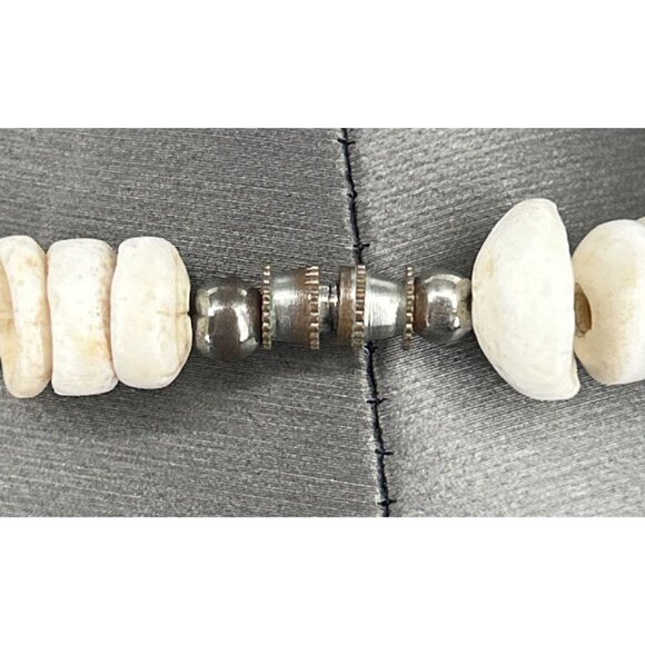 Puka Shell Necklace Shark Jaw Pendant Large Shells 8.5mm 16" Long Vintage - Picture 5 of 8